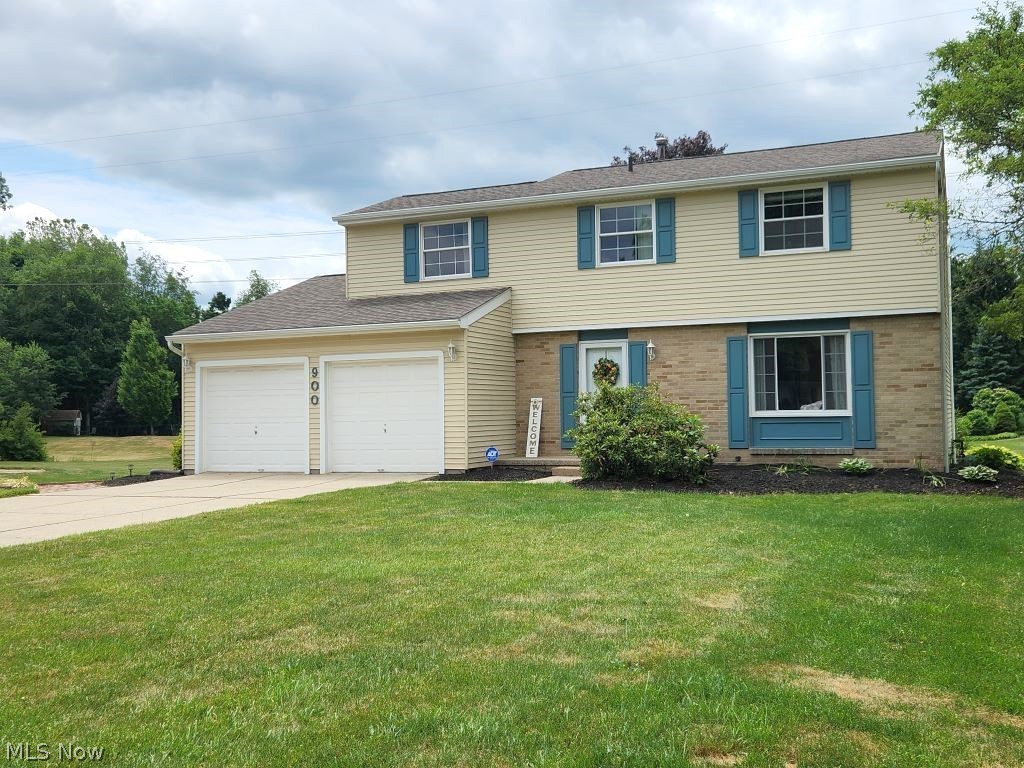 900 Berkshire Drive Property Photo 1