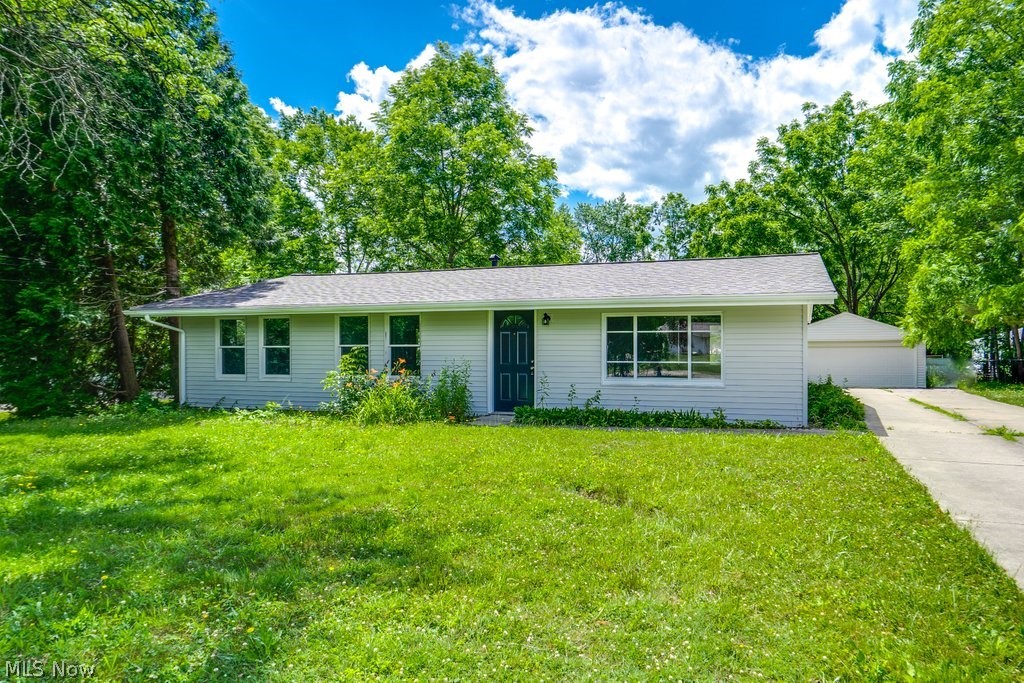 9525 Blitz Lane Property Photo 1