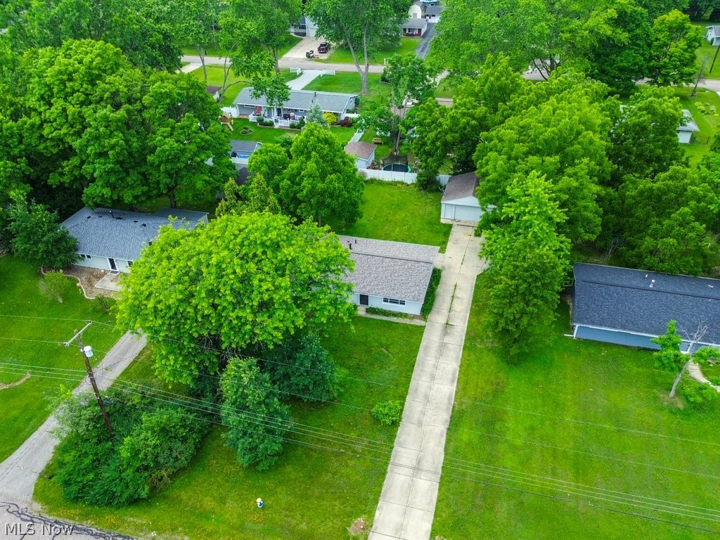 9525 Blitz Lane Property Photo 3
