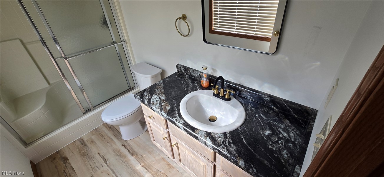 118 Gleneagle Drive Property Photo 20