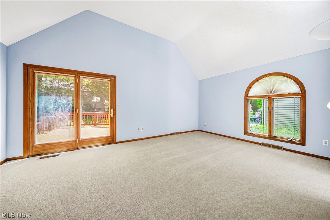 5513 Pheasants Walk Drive Property Photo 28