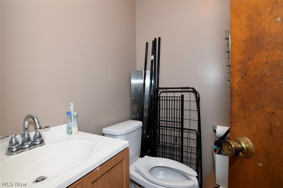 27075 Chardon Property Photo 32