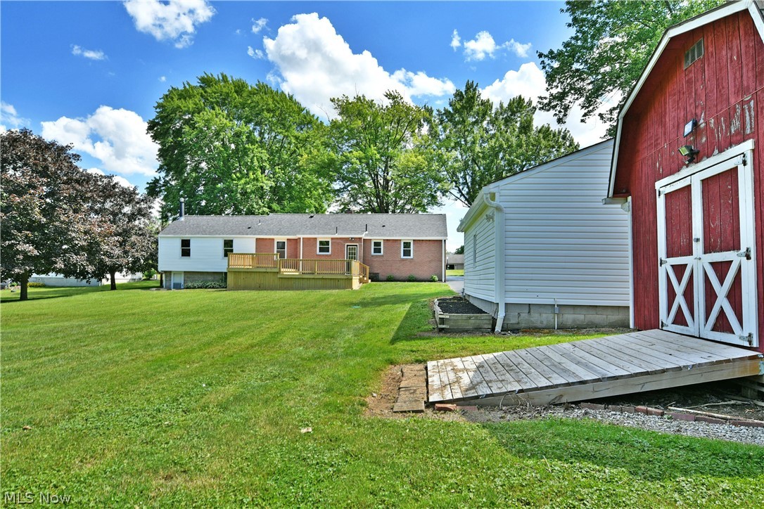 1070 Calla Road E Property Photo 9