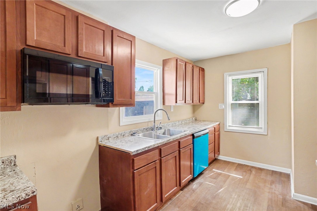 3652 Douglas Road Property Photo 2