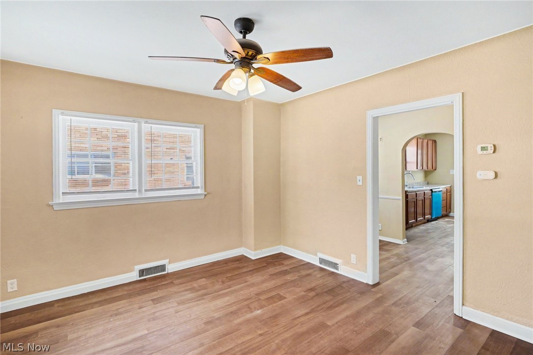 3652 Douglas Road Property Photo 4