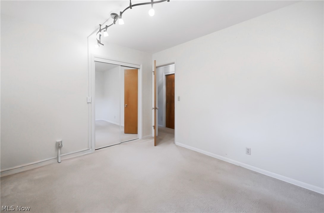8564 Squires Lane Ne Property Photo 21