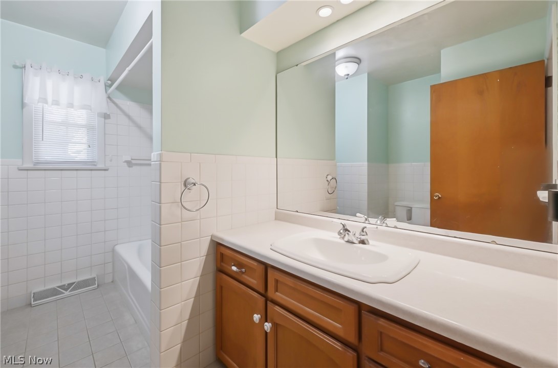 8564 Squires Lane Ne Property Photo 26