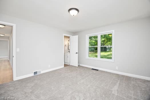 2805 Glencoe Property Photo 11