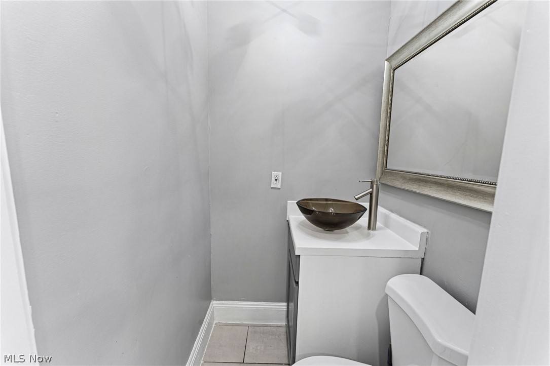 2081 West Boulevard Property Photo 15