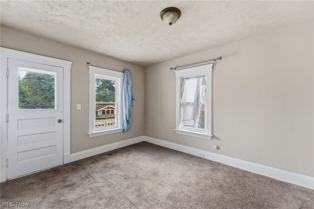 2081 West Boulevard Property Photo 27