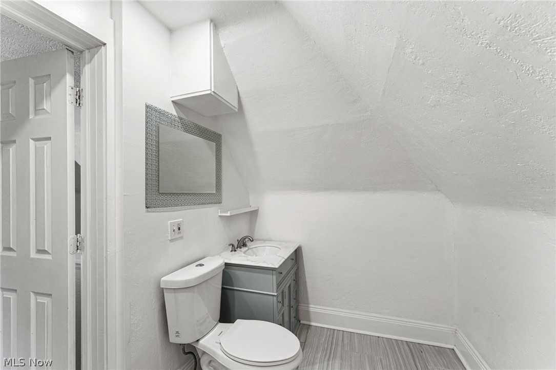 2081 West Boulevard Property Photo 34