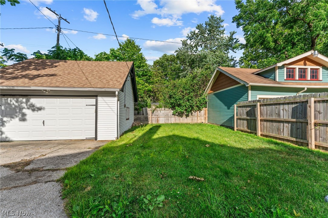 2081 West Boulevard Property Photo 43