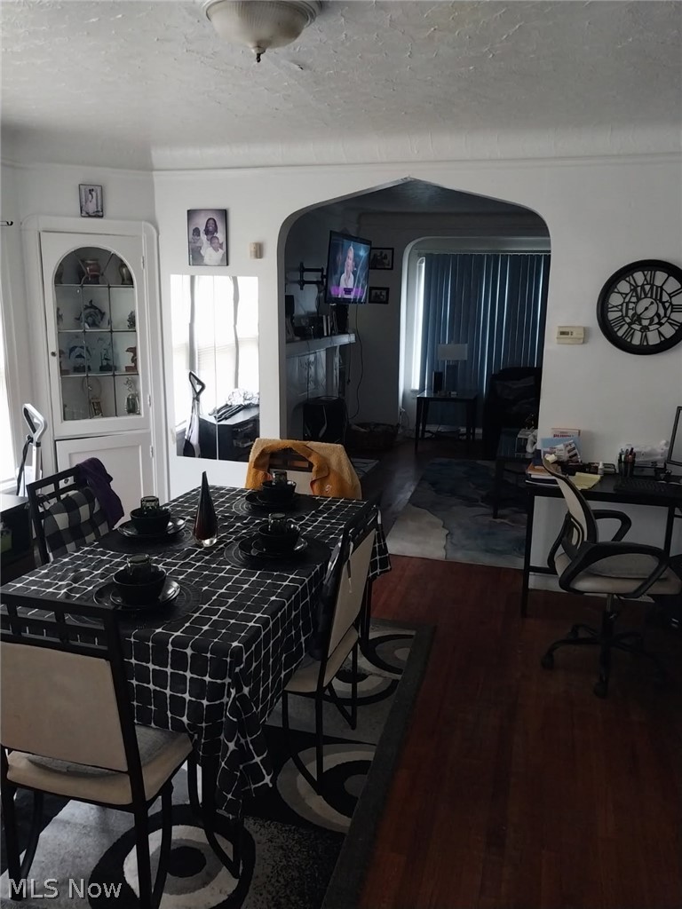 1747 Catalpa Road Property Photo 12