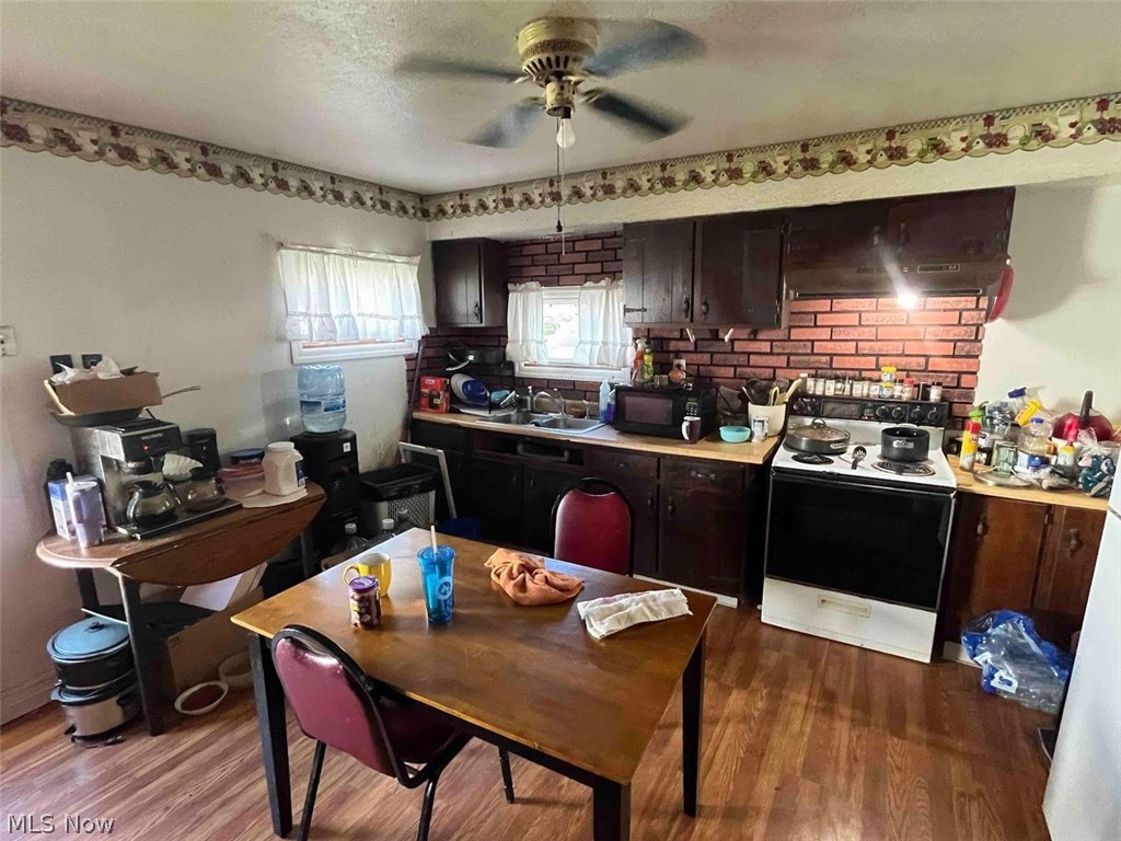 403 Lee Road Property Photo 30