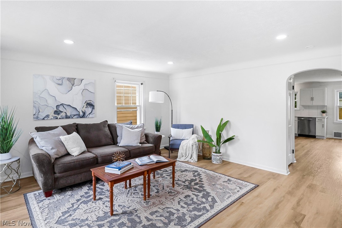 17009 Sedalia Avenue Property Photo 3