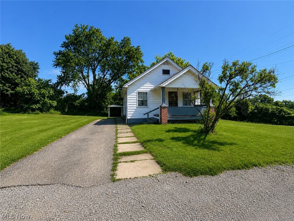 642 Lee Avenue Property Photo 1