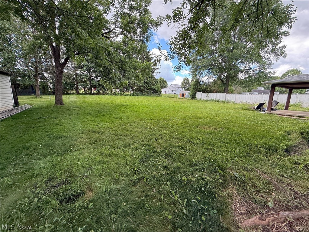 2116 Overcrest Street Property Photo 4