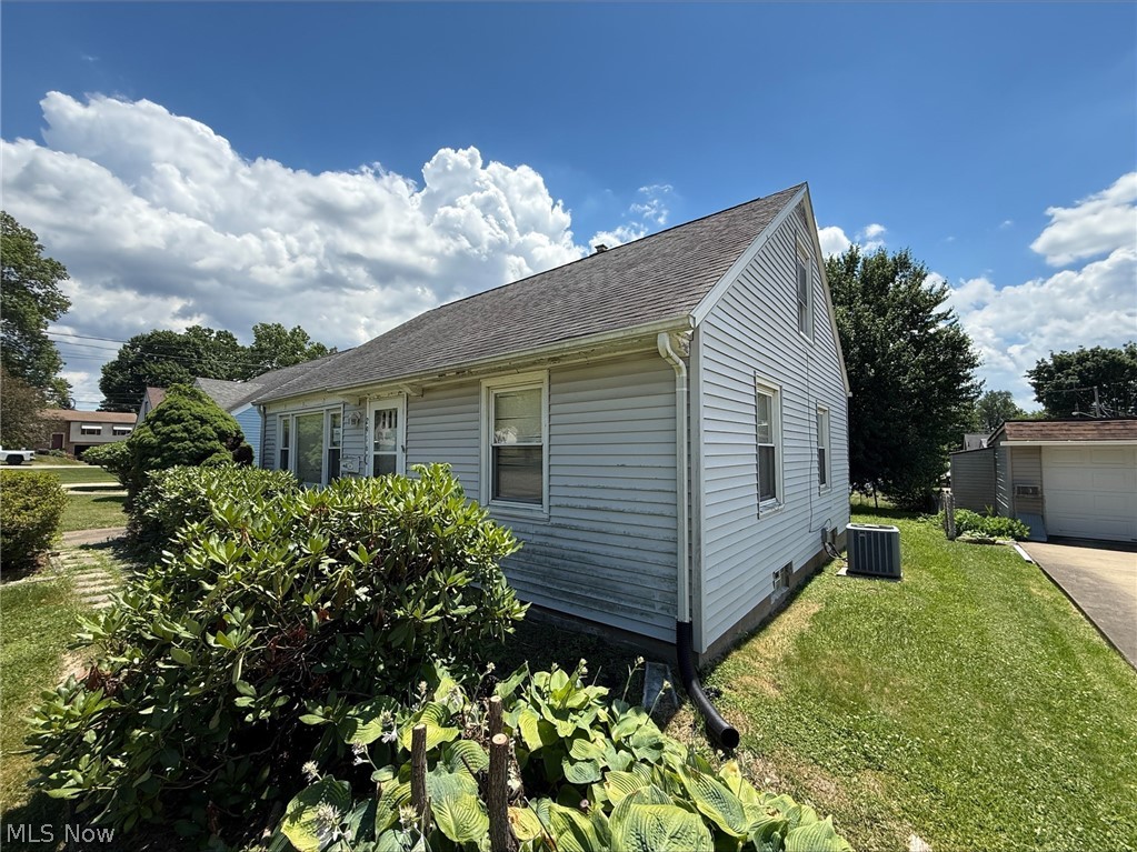 2916 Joseph Place Nw Property Photo 7