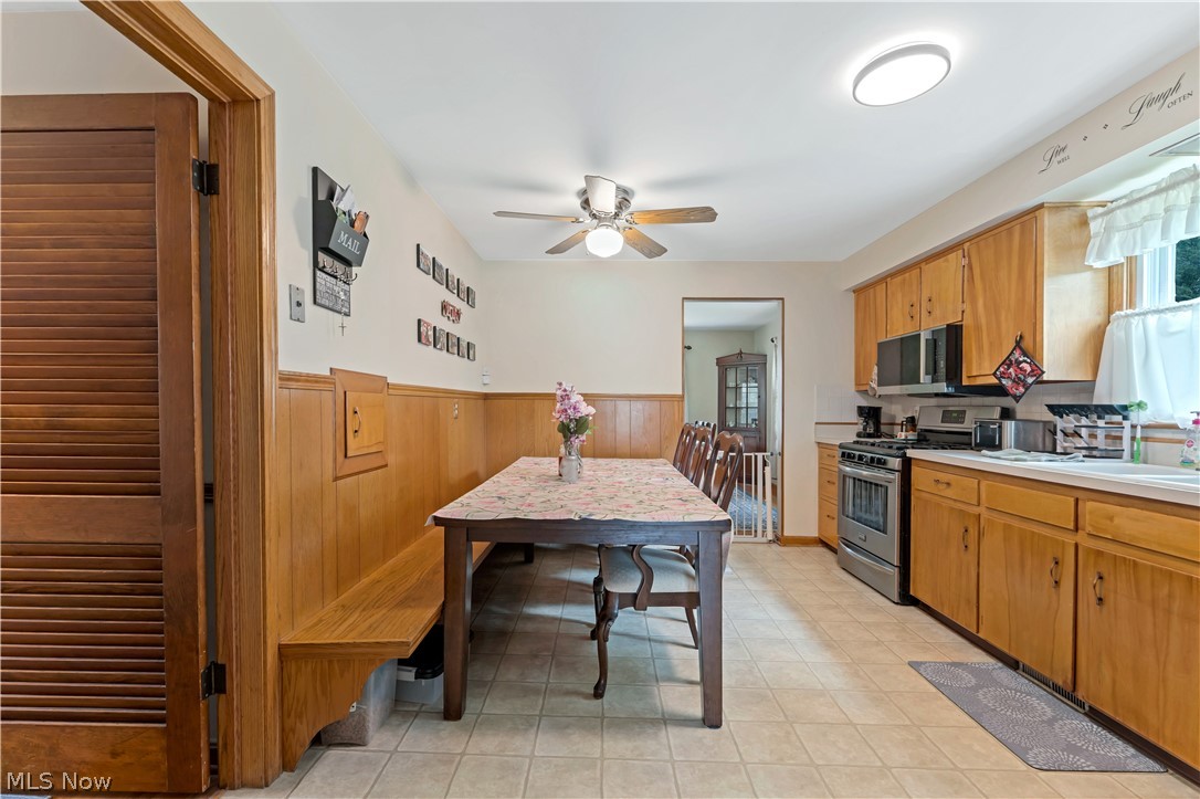 680 Forest Ridge Drive Property Photo 9