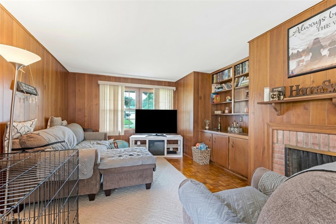 680 Forest Ridge Drive Property Photo 19