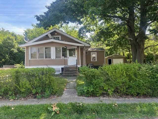 875 E 131st Street Property Photo 1
