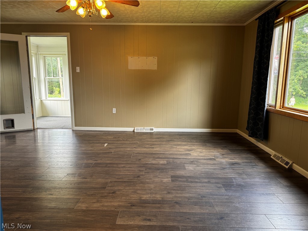 976 N Main Street Property Photo 17