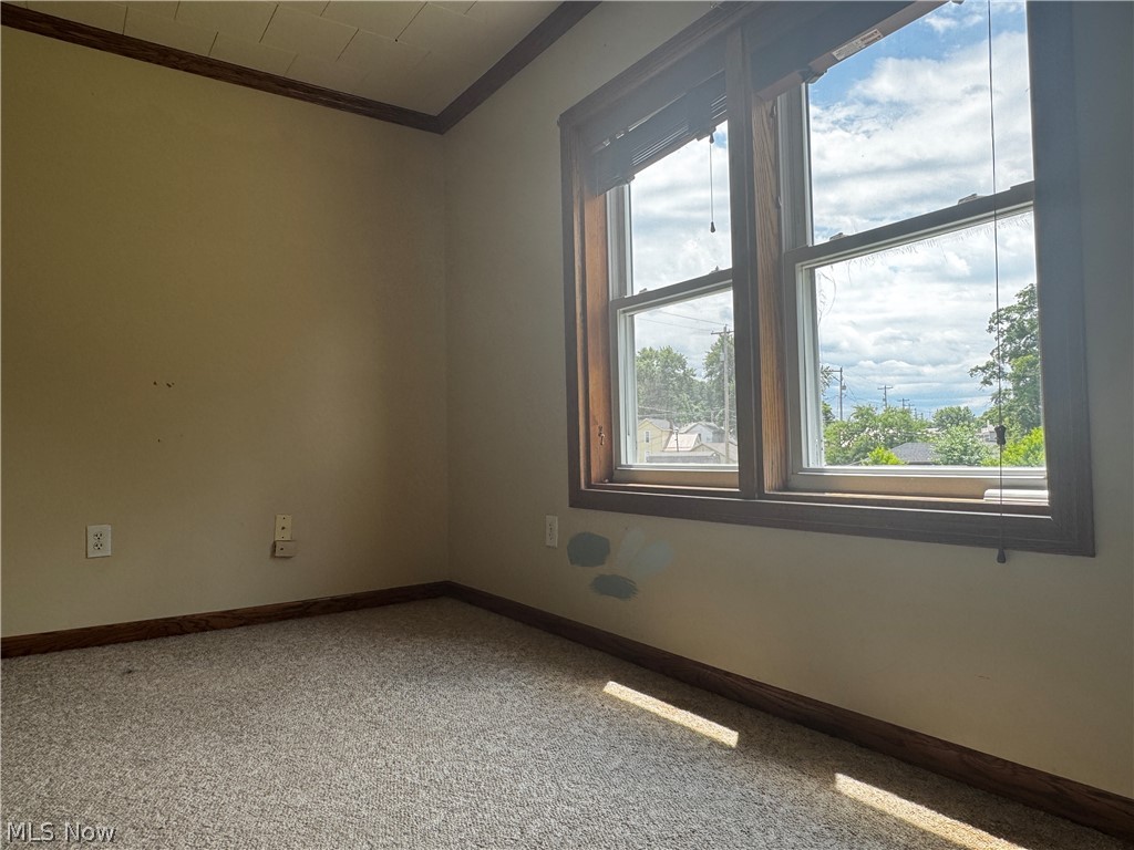 976 N Main Street Property Photo 30