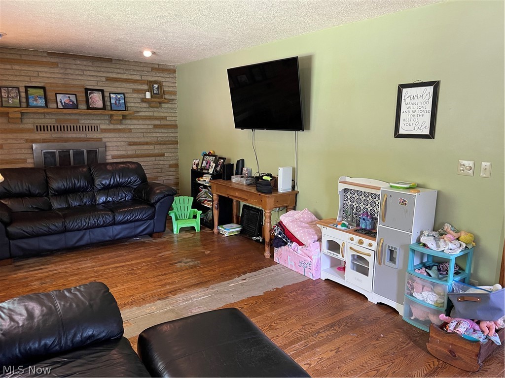 9778 Cr 622 Property Photo 10