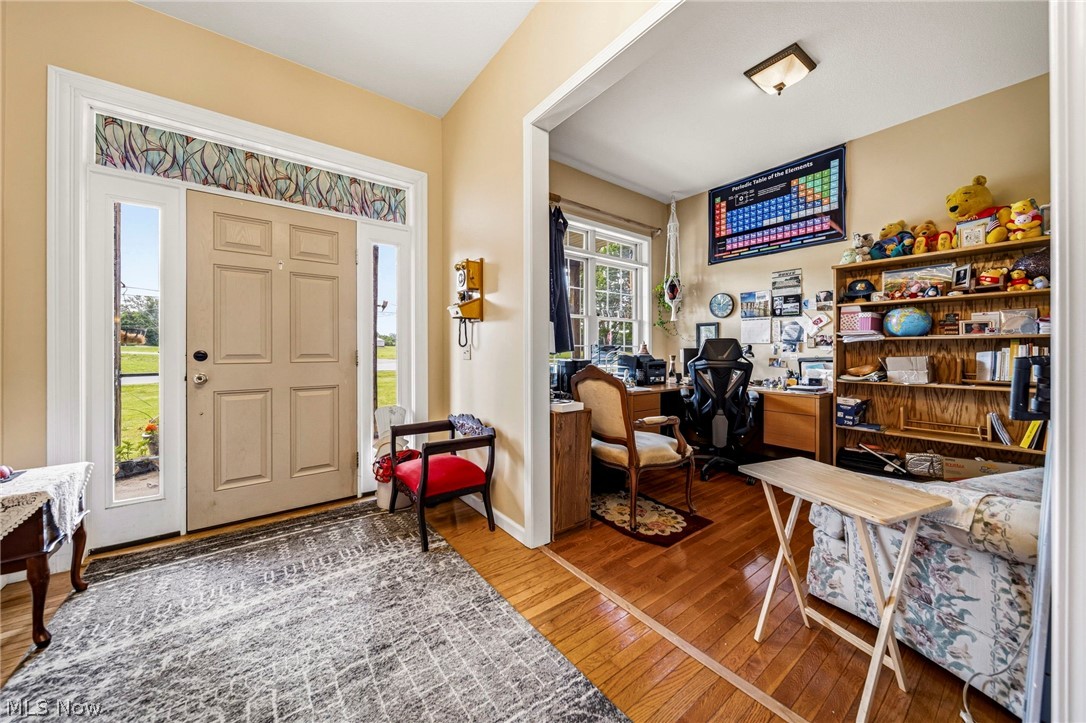 10401 Darrow Road Property Photo 17