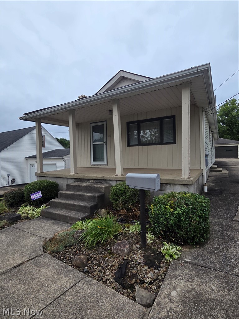 636 Lincoln Avenue Property Photo 1