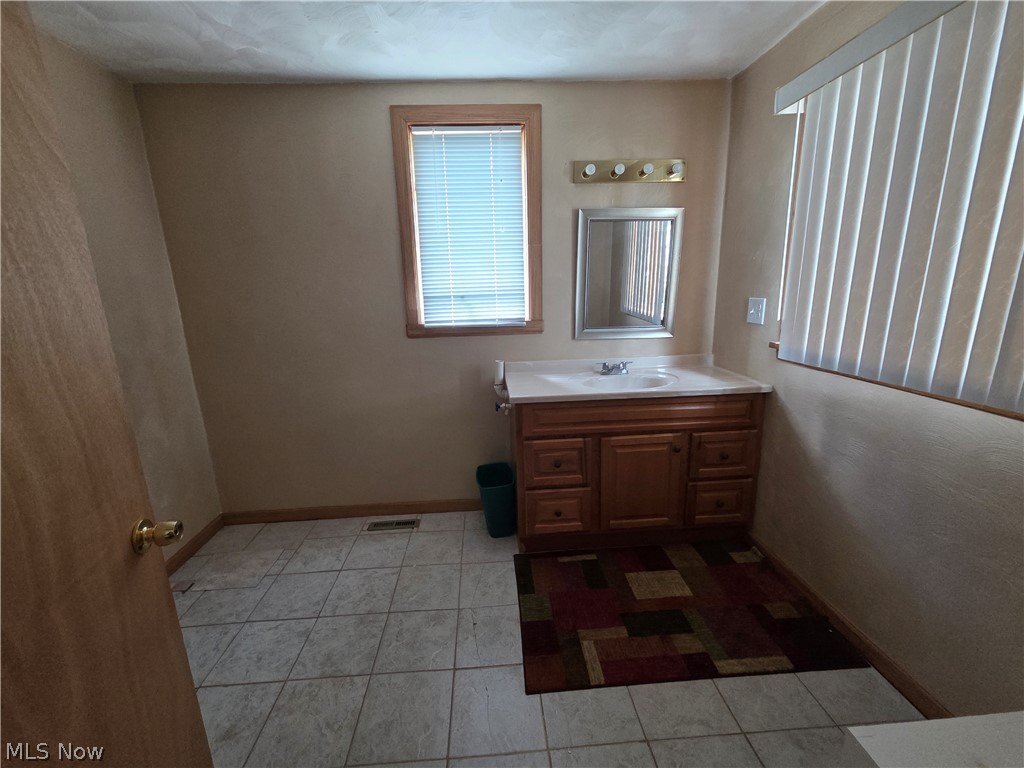 636 Lincoln Avenue Property Photo 15
