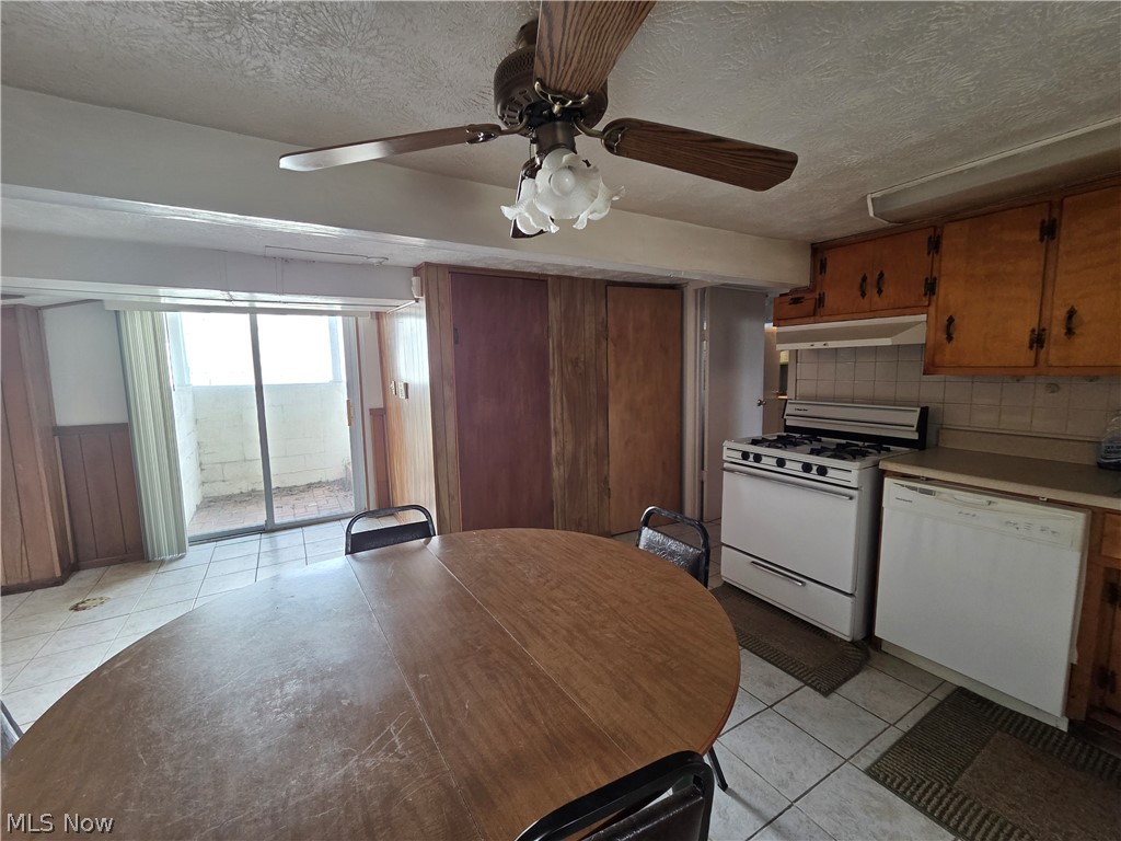 636 Lincoln Avenue Property Photo 24