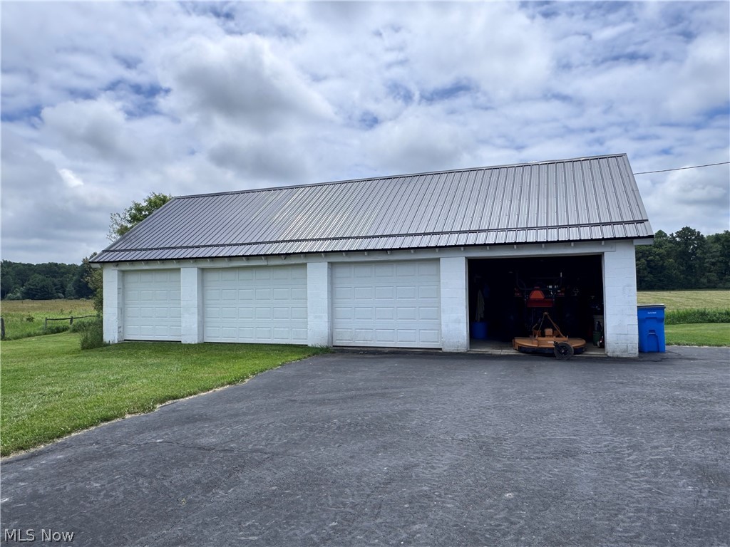 10803 Kile Road Property Photo 5