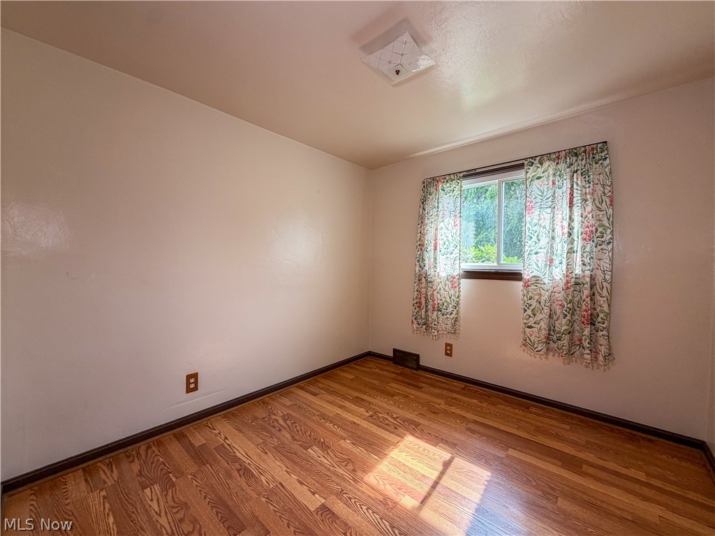 53 Memorial Circle Property Photo 13