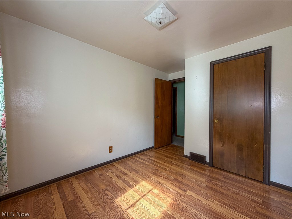53 Memorial Circle Property Photo 14