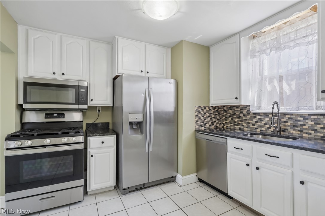14606 Bartter Avenue Property Photo 2