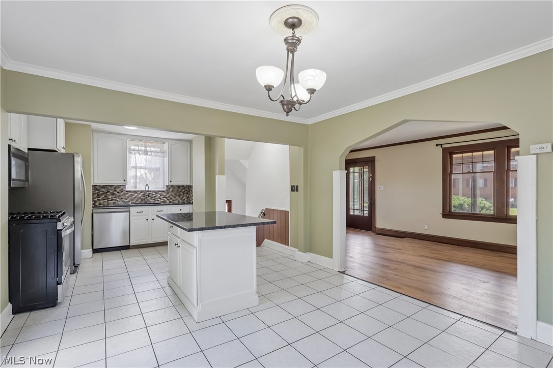 14606 Bartter Avenue Property Photo 21