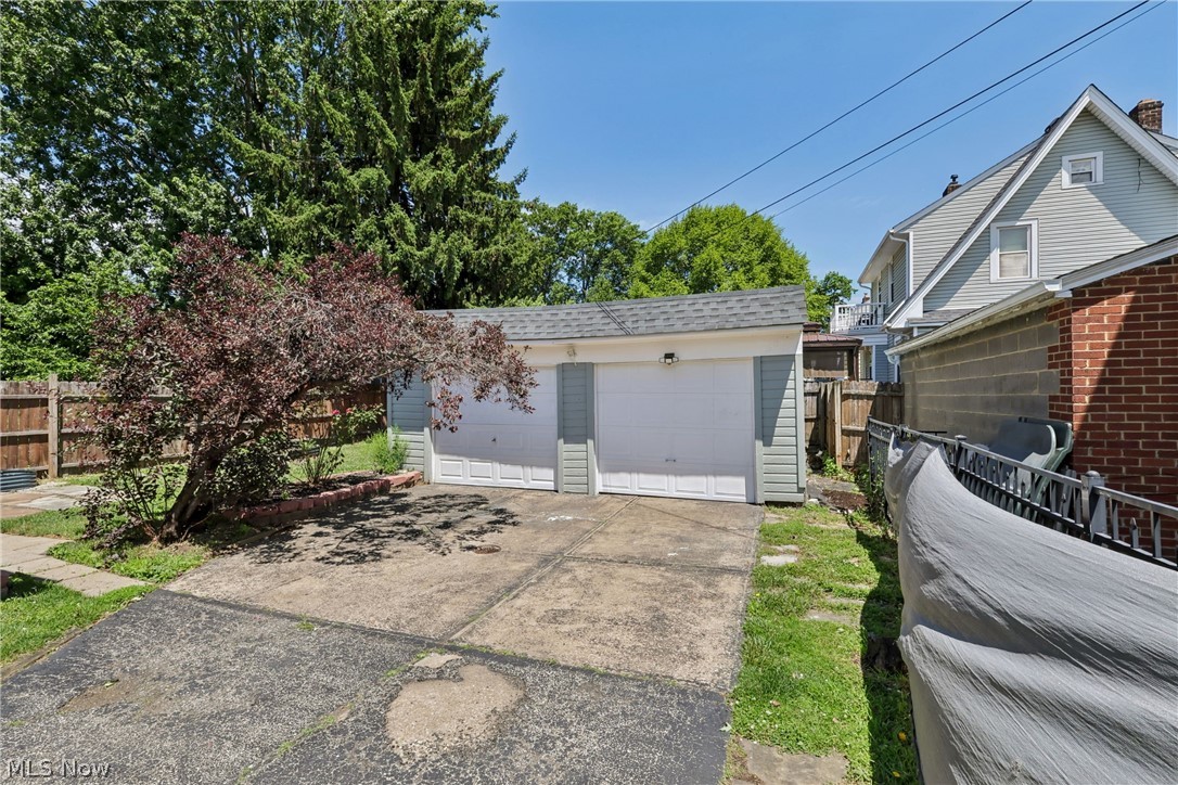 14606 Bartter Avenue Property Photo 40