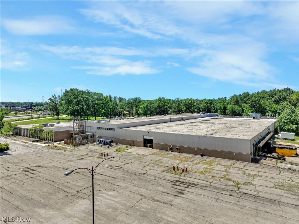 34459 Curtis Boulevard B Property Photo 5