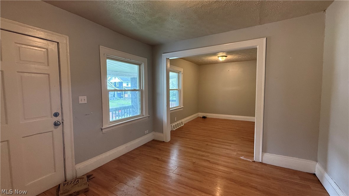 12607 Watterson Avenue Property Photo 3