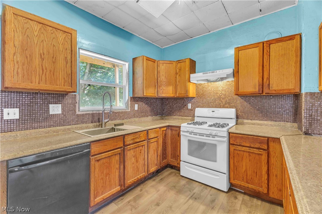 104 High Street Property Photo 11
