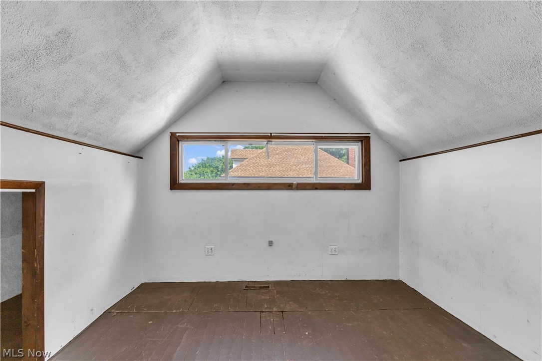 104 High Street Property Photo 28
