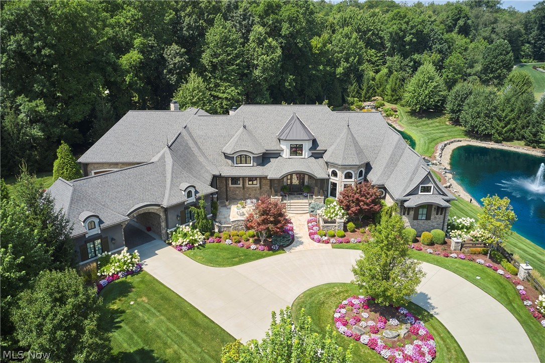 520 Arbor Falls Drive Property Photo 1