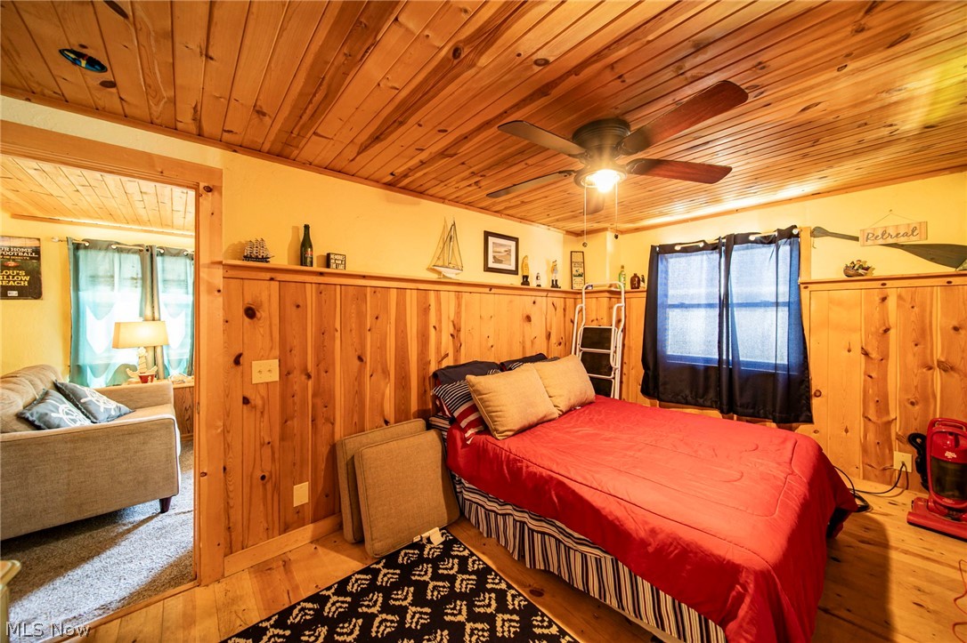 35 Billow Beach Property Photo 14
