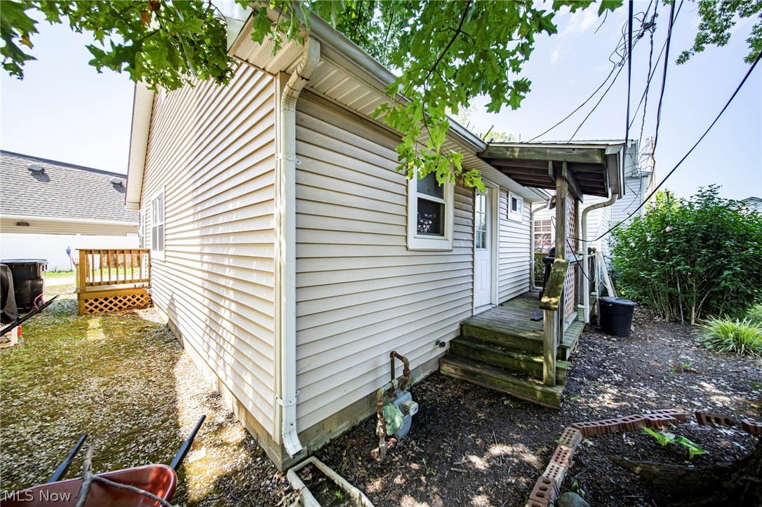 35 Billow Beach Property Photo 24