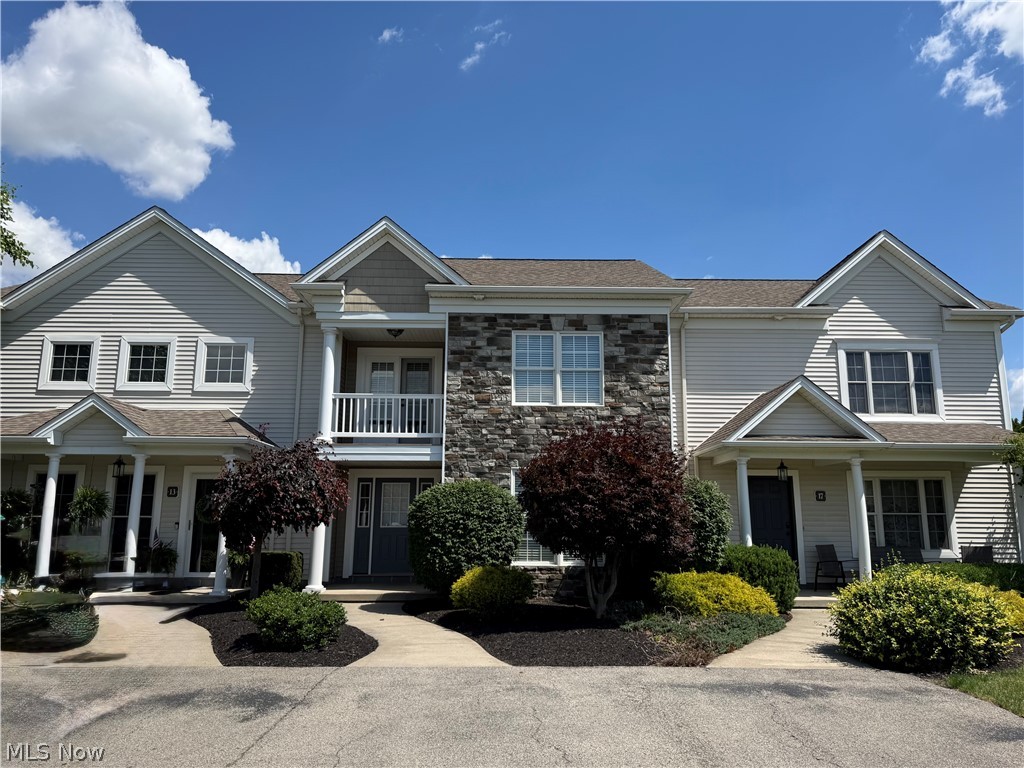 15 Town Square Boulevard Property Photo 1