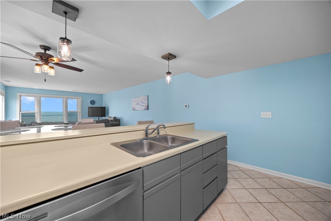 1505 Cleveland Road E 331 Property Photo 6
