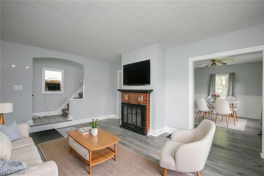 1424 S Liberty Avenue Property Photo 10