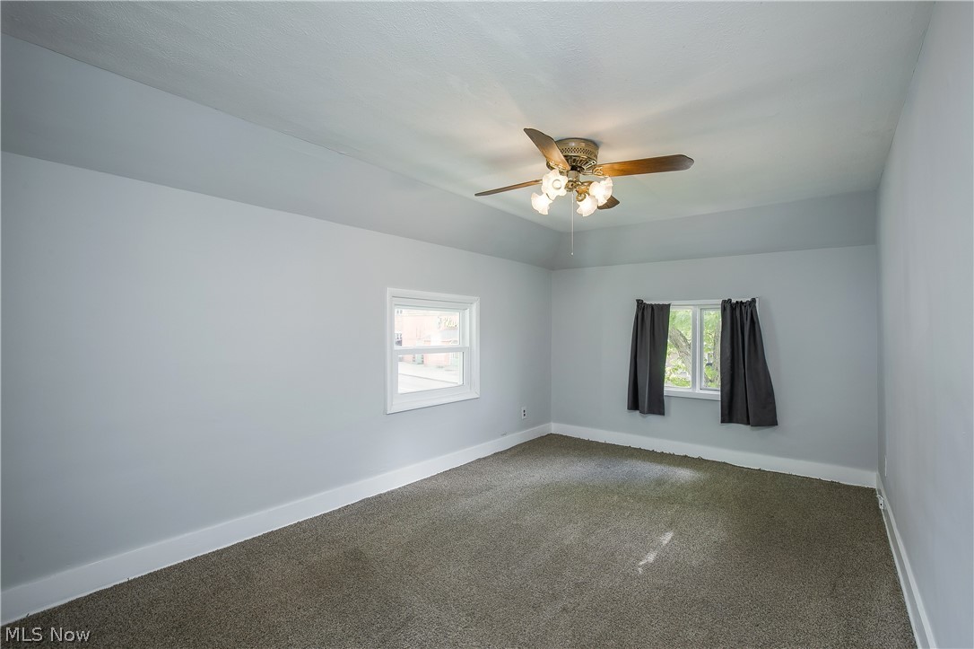 1424 S Liberty Avenue Property Photo 19