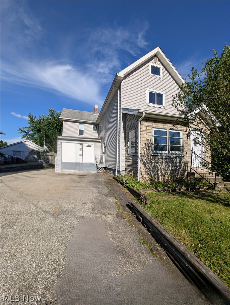 33 Hyde Avenue Property Photo 2